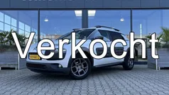 Wit, metallic lak Gebruikt 2015 Citroën C4 Cactus PureTech Hatchback | € 6.900 (Eerlijke prijs)