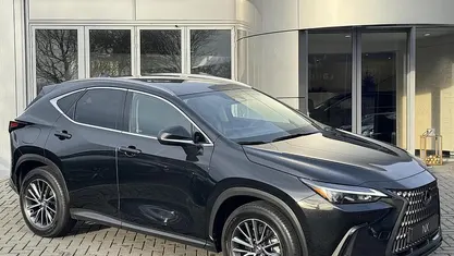 Zwart Occasion 2025 Lexus NX450h+ Luxury Line SUV | € 56.900 (Goede deal)