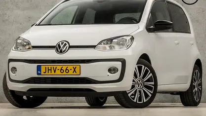 Wit Gebruikt 2021 VW up! Sport Hatchback | € 11.945 (Eerlijke prijs)