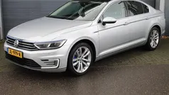 Gebruikt 2016 VW Passat Highline Sedan | € 10.949 (Super prijs)