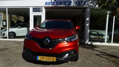 Rood Gebruikt 2019 Renault Kadjar Intens SUV | € 11.750 (Eerlijke prijs)