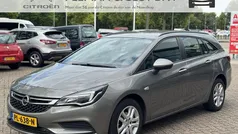 Grijs Gebruikt 2017 Opel Astra Business Stationwagen | € 10.745 (Eerlijke prijs)