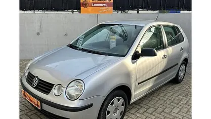 Occasion VW Polo Comfortline 75 PK (55 kW) 2003 Grijs (metallic) Hatchback