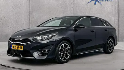 Gebruikt 2022 Kia ProCeed GT-Line Hatchback | € 26.200 (Eerlijke prijs)