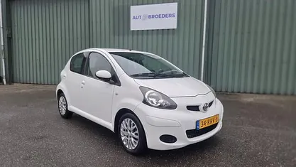Occasion Toyota Aygo Comfort 68 PK (50 kW) 2011 Wit Hatchback