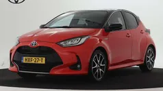 Rood Gebruikt 2020 Toyota Yaris Hybrid Edition Hatchback | € 21.445 (Eerlijke prijs)