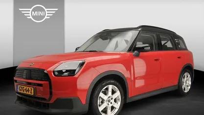 Rood Occasion 2024 Mini Countryman Classic SUV | € 35.900 (Goede deal)
