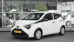 Wit Gebruikt 2019 Toyota Aygo Hatchback | € 9.950 (Eerlijke prijs)