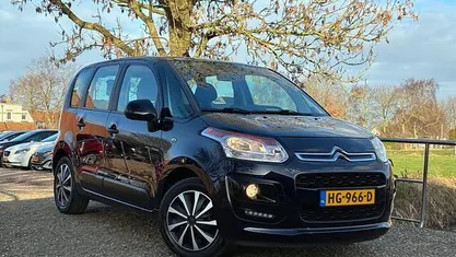 Blauw Gebruikt 2015 Citroën C3 Picasso PureTech MPV | € 6.975 (Eerlijke prijs)