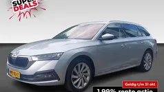 Grijs Gebruikt 2022 Skoda Octavia Business Line Stationwagen | € 21.930 (Goede deal)