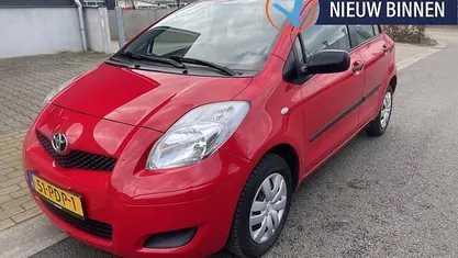 Gebruikt 2011 Toyota Yaris Hatchback | € 4.989 (Eerlijke prijs)