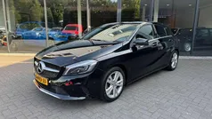Zwart Gebruikt 2016 Mercedes A180 Prestige Hatchback | € 16.750 (Eerlijke prijs)