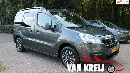 Grijs Gebruikt 2017 Peugeot Partner Tepee Active MPV | € 11.750 (Eerlijke prijs)
