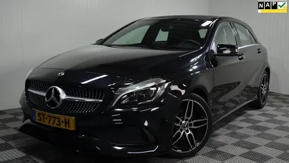 Zwart (metallic) Occasion 2018 Mercedes A180 Sport Edition Hatchback | € 18.500 (Goede deal)