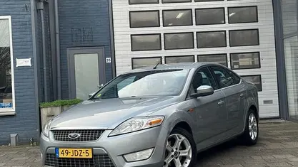 Grijs Occasion 2009 Ford Mondeo Titanium Sedan | € 3.995 (Eerlijke prijs)