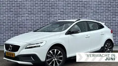 Gebruikt 2018 Volvo V40 CC Dynamic Stationwagen | € 22.694 (Eerlijke prijs)