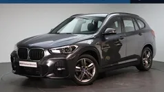 Mineralgrau Gebruikt 2022 BMW X1 Executive SUV | € 29.750 (Eerlijke prijs)