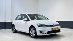 Wit Gebruikt 2020 VW e-Golf Hatchback | € 13.749 (Eerlijke prijs)