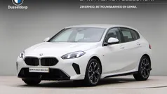 Wit Gebruikt 2024 BMW 120 M Sport Hatchback | € 35.450 (Eerlijke prijs)