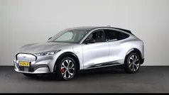 Grijs Gebruikt 2022 Ford Mustang Mach-E SUV | € 34.945 (Eerlijke prijs)