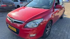 Rood Gebruikt 2010 Hyundai i30 Dynamiq Hatchback | € 950 (Super prijs)