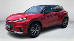 Rood Nieuw 2024 Lexus LBX SUV | € 39.949 (Eerlijke prijs)