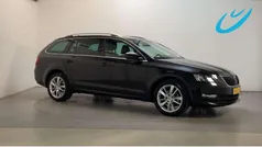 Zwart Gebruikt 2020 Skoda Octavia Clever Stationwagen | € 17.950 (Eerlijke prijs)