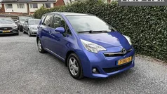 Gebruikt 2011 Toyota Verso-S MPV | € 3.945 (Eerlijke prijs)