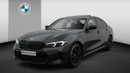 Grijs Occasion 2025 BMW M340 M Sport Sedan | € 89.900 (Goede deal)