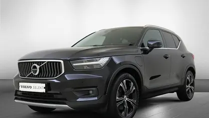 Zwart Gebruikt 2021 Volvo XC40 Inscription SUV | € 31.950 (Eerlijke prijs)