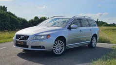 Grijs, metallic lak Gebruikt 2008 Volvo V70 R-Design Stationwagen | € 10.950 (Goede deal)