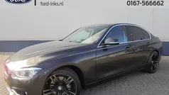 Bruin Gebruikt 2016 BMW 330 Executive Sedan | € 19.990 (Super prijs)