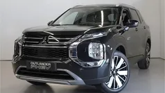 Gebruikt 2025 Mitsubishi Outlander Edition SUV | € 54.895 (Eerlijke prijs)