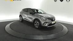Gebruikt 2023 Renault Captur Techno SUV | € 27.400 (Eerlijke prijs)