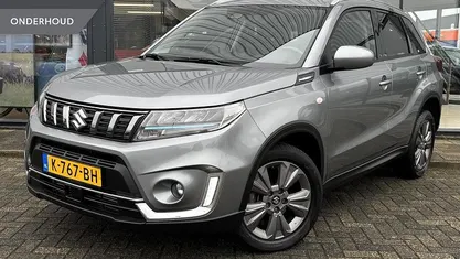 Grijs Gebruikt 2020 Suzuki Vitara SUV | € 19.400 (Eerlijke prijs)