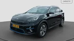 Donker zwart metallic Gebruikt 2020 Kia e-Niro SUV | € 19.945 (Super prijs)