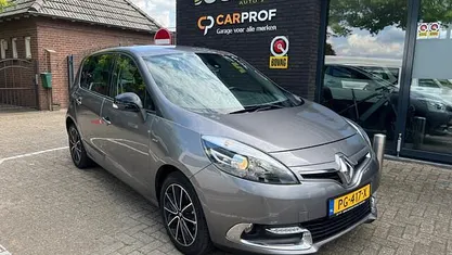 Grijs Gebruikt 2013 Renault Scénic III Bose Edition MPV | € 5.950 (Eerlijke prijs)