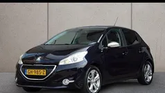 Blauw Gebruikt 2015 Peugeot 208 Style Hatchback | € 5.945 (Eerlijke prijs)