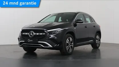 Zwart Occasion 2025 Mercedes GLA250 Luxury SUV | € 45.850 (Goede deal)