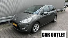Grijs, metallic lak Gebruikt 2010 Citroën C3 Exclusive Hatchback | € 3.950 (Goede deal)