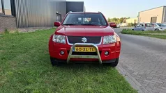 Rood Gebruikt 2007 Suzuki Grand Vitara Exclusive SUV | € 4.450 (Eerlijke prijs)