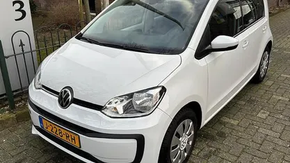 Occasion VW up! Move 60 PK (44 kW) 2020 Wit Hatchback