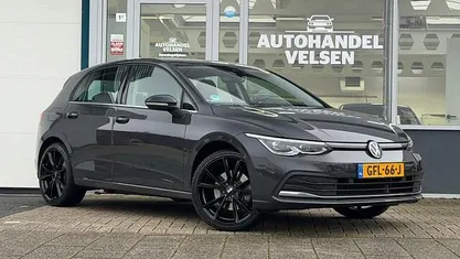 Occasion 2021 VW Golf VIII Style Hatchback | € 21.990 (Super prijs)