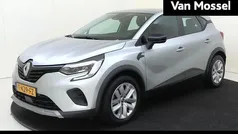 Grijs Gebruikt 2023 Renault Captur Evolution SUV | € 20.935 (Eerlijke prijs)