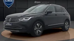 Grijs Gebruikt 2022 VW Tiguan Elegance SUV | € 33.450 (Eerlijke prijs)