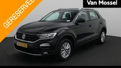 Zwart Gebruikt 2021 VW T-Roc Business SUV | € 23.900 (Goede deal)
