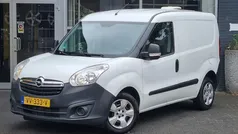 Wit Gebruikt 2016 Opel Combo Edition MPV | € 5.995 (Eerlijke prijs)