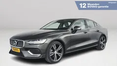 Grijs Gebruikt 2022 Volvo S60 Inscription Sedan | € 37.995 (Eerlijke prijs)