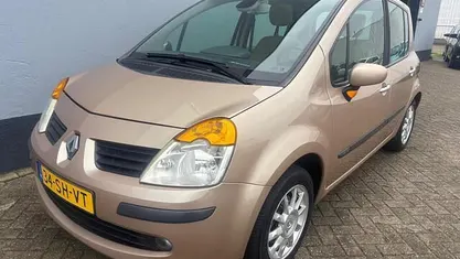 Occasion 2006 Renault Modus Dynamique MPV | € 2.950 (Eerlijke prijs)
