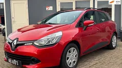 Rood (metallic) Gebruikt 2016 Renault Clio GrandTour Expression Stationwagen | € 6.944 (Goede deal)